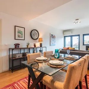  Apartamento Fancy W/metro At Doorstep By Lovelystay Portugal